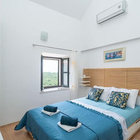 Holiday Home Majkovi 斯拉诺 外观 照片