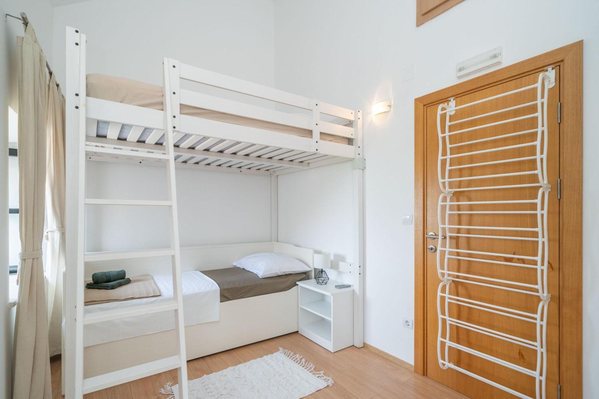 Holiday Home Majkovi 斯拉诺 外观 照片