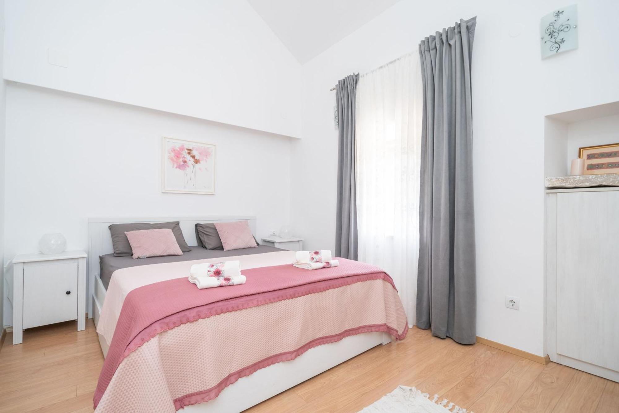 Holiday Home Majkovi 斯拉诺 外观 照片