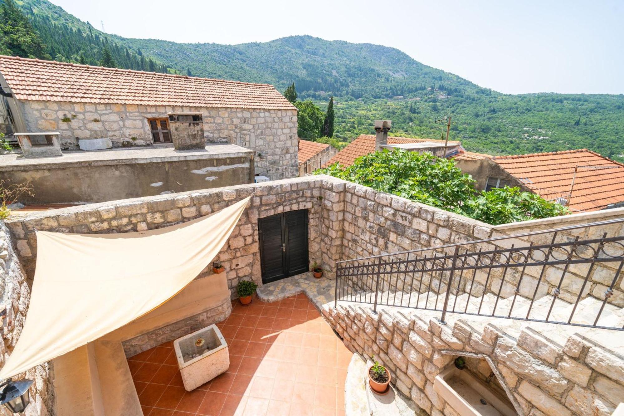 Holiday Home Majkovi 斯拉诺 外观 照片