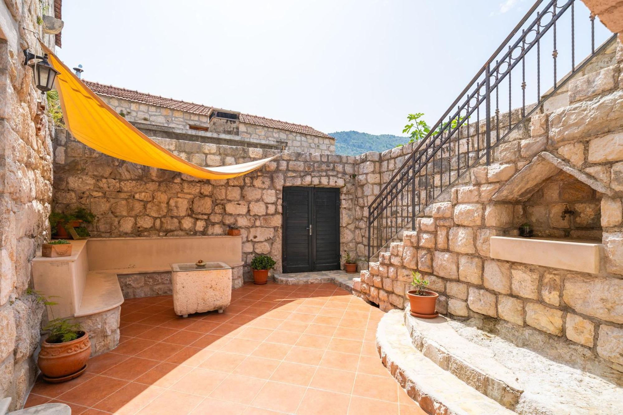 Holiday Home Majkovi 斯拉诺 外观 照片