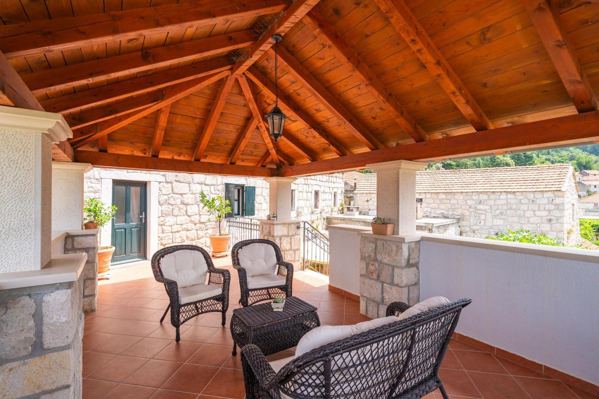Holiday Home Majkovi 斯拉诺 外观 照片