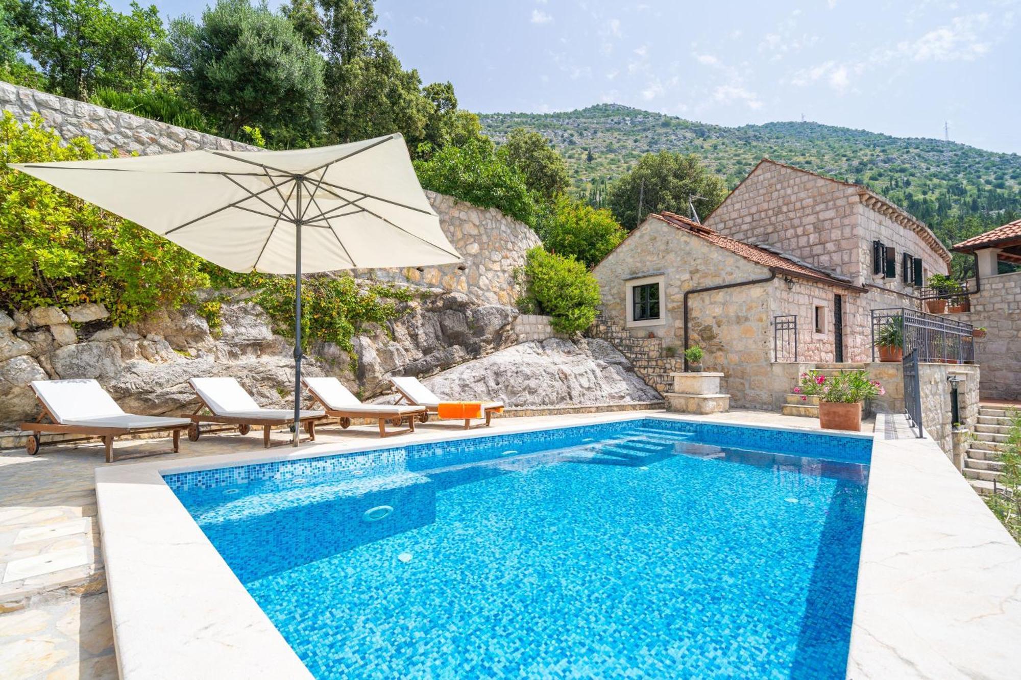 Holiday Home Majkovi 斯拉诺 外观 照片