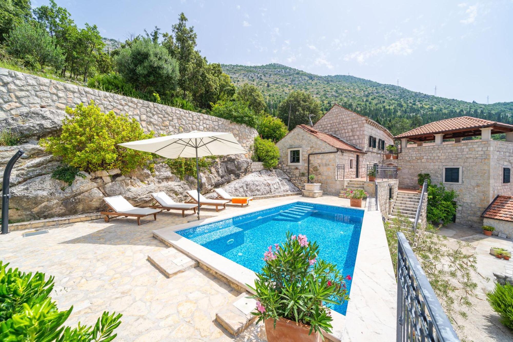 Holiday Home Majkovi 斯拉诺 外观 照片